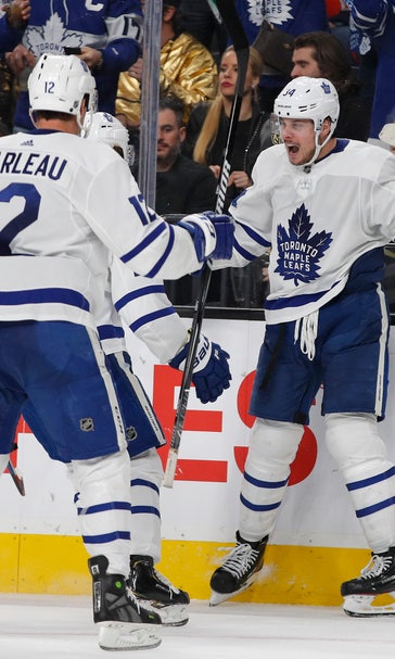 Matthews scores twice, Maple Leafs beat Vegas 6-3
